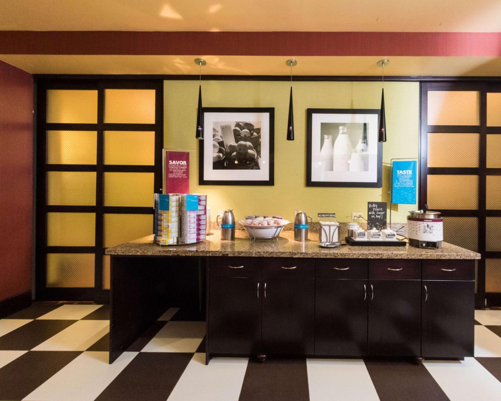 Hampton Inn And Suites Woodstock, Virginia Extérieur photo